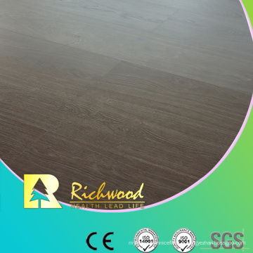 Plancher stratifié imperméable de chêne de relief de chêne de 8.3mm E0 HDF AC3